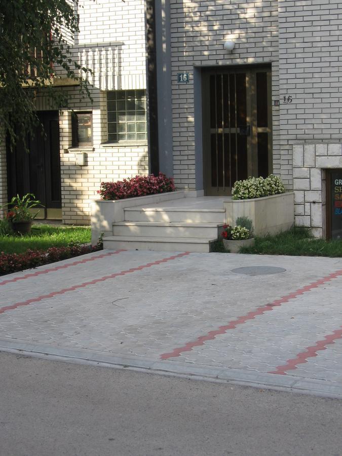 Guest House Boska Pancevo Exterior photo